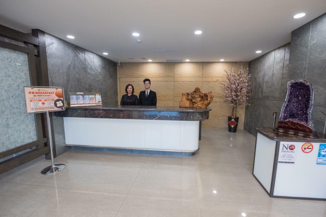 Junli Hotel Banciao Extérieur photo